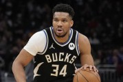 华体会体育登录入口-NBA历史第一！字母哥常规赛生涯第160次单场30+10+5