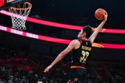 CBA最新排行榜：广东掉落第3，辽篮4连败暴跌至13，北京仅第7